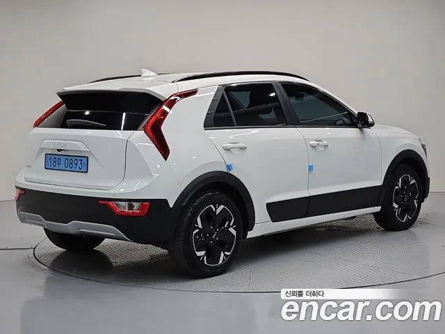 Kia EV 2023 thumb 7
