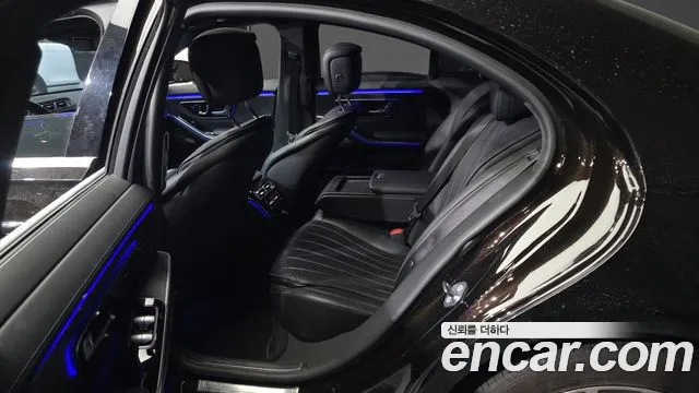 Mercedes-Benz S-Class 2021 thumb 11