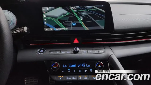Hyundai Elantra 2024 thumb 2