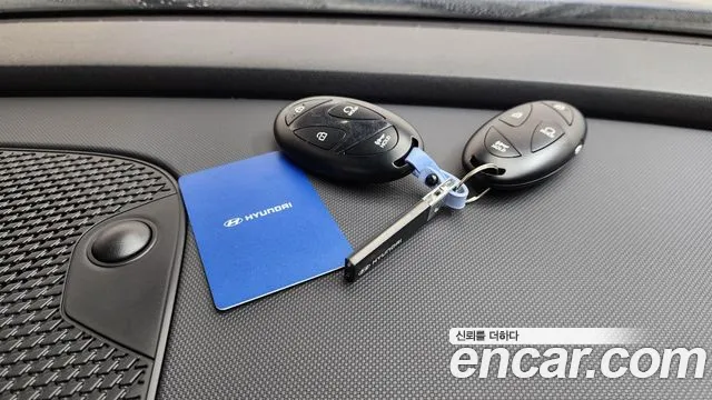 Hyundai Elantra 2024 thumb 5