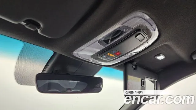 Hyundai Elantra 2024 thumb 9