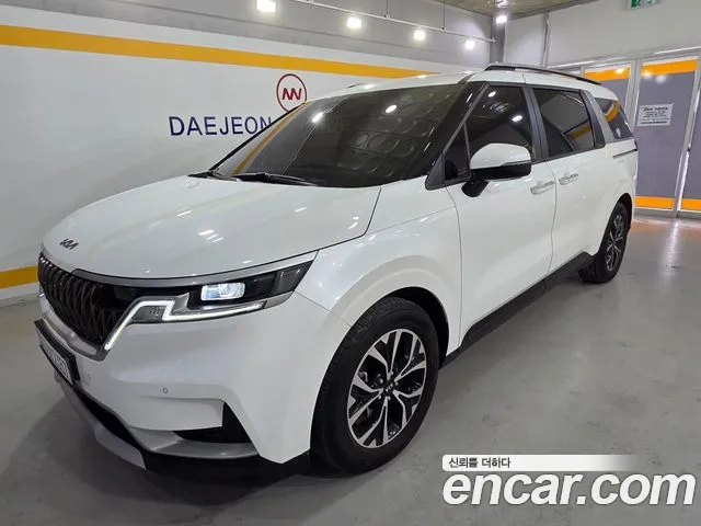 Kia Carnival 2020 thumb 4
