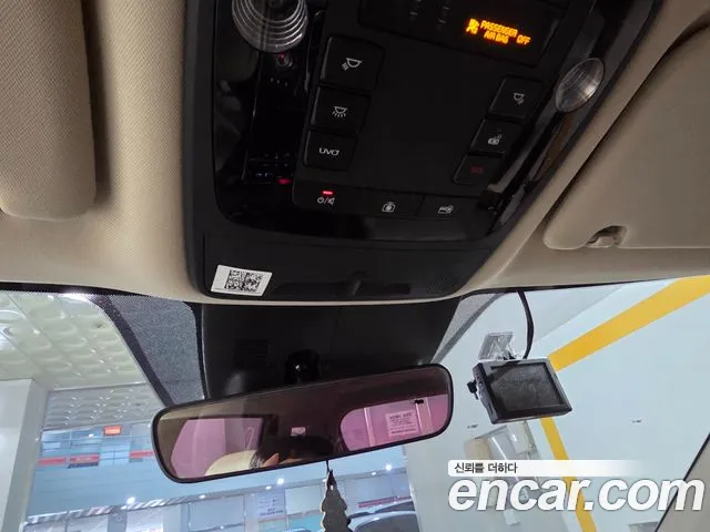 Kia Carnival 2020 thumb 11