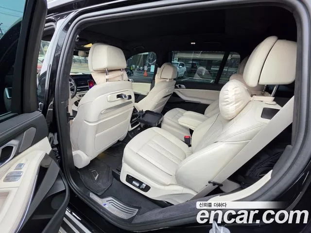 BMW X7 2024 thumb 3
