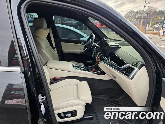 BMW X7 2024 thumb 5