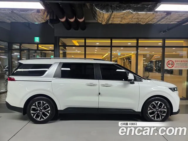 Kia Carnival 2022 thumb 7