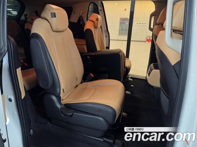 Kia Carnival 2022 thumb 5