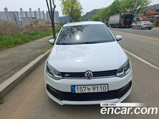 Volkswagen Polo 2015 thumb 10