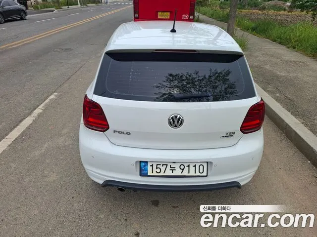 Volkswagen Polo 2015 thumb 11