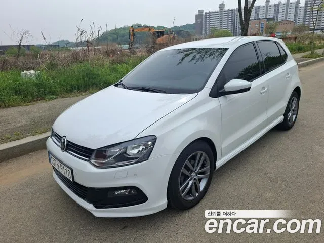 Volkswagen Polo 2015 thumb 7