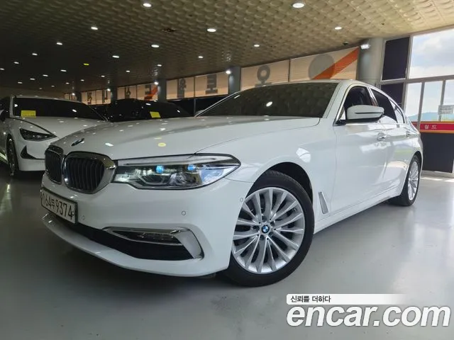 BMW 5 серии 2018 thumb 8