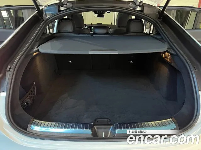 Mercedes-Benz E-Класс 2022 thumb 6