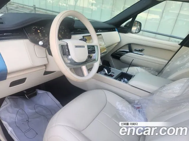 Land Rover Range Rover 2024 thumb 3