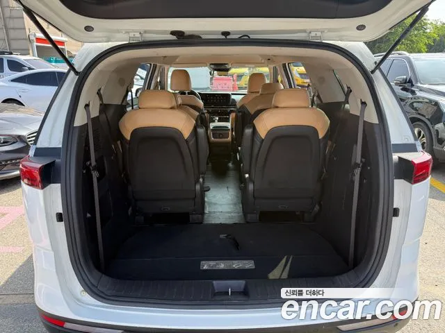 Kia Carnival 2020 thumb 2