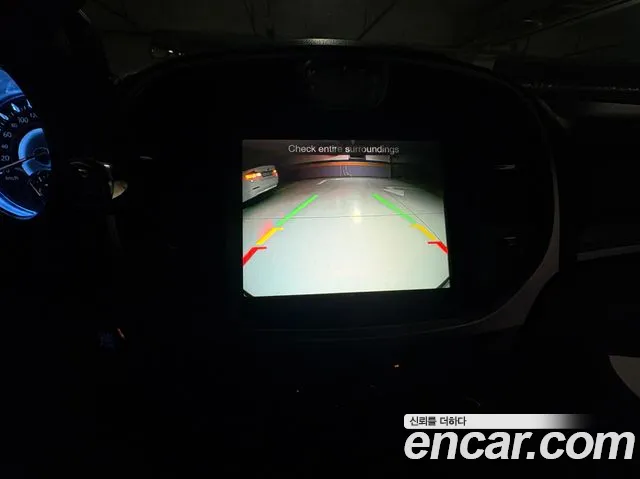 Chrysler 300C 2012 thumb 10