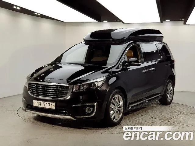 Kia Carnival 2015 thumb 3