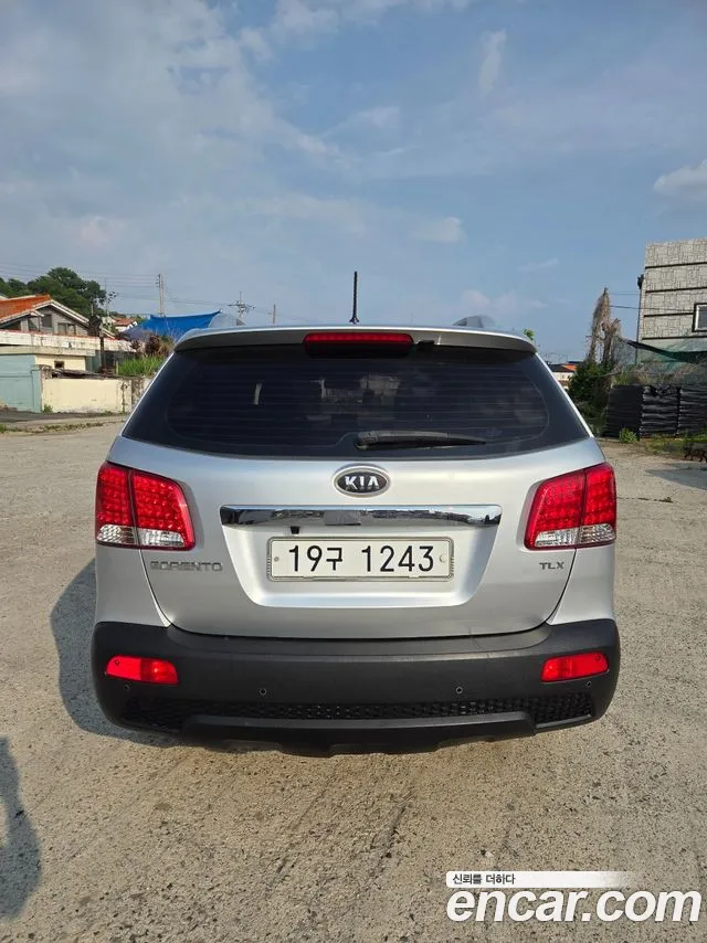 Kia Sorento 2009 thumb 2