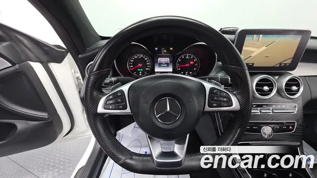 Mercedes-Benz C-Class 2016 thumb 5