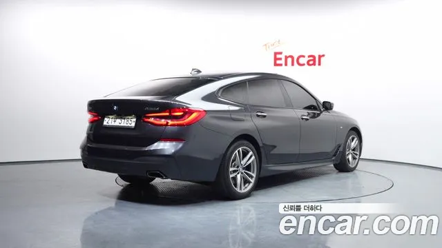 BMW 6 серии Gran Turismo 2018 thumb 9