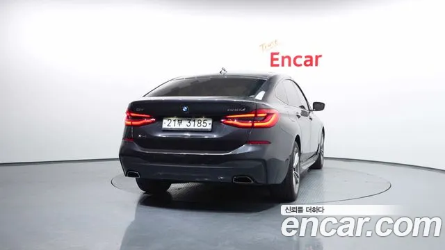 BMW 6 серии Gran Turismo 2018 thumb 7
