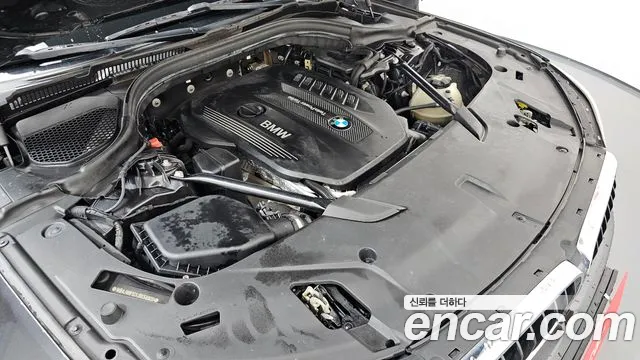 BMW 6 серии Gran Turismo 2018 thumb 8