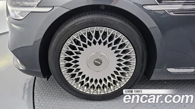 Genesis G90 2021 thumb 11