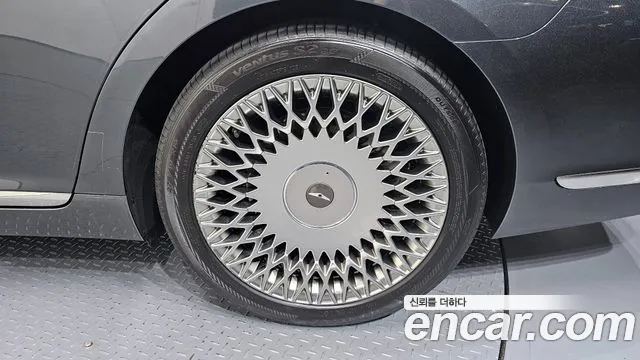 Genesis G90 2021 thumb 10