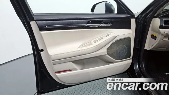 Genesis G90 2021 thumb 5