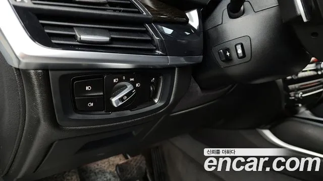 BMW X6 2016 thumb 7