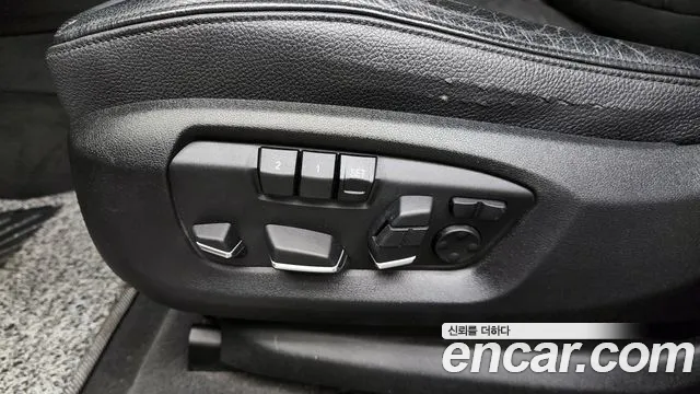BMW X6 2016 thumb 9