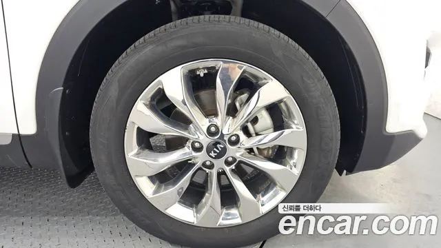 Kia Sorento 2019 thumb 4