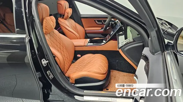 Mercedes-Benz S-Class 2023 thumb 7