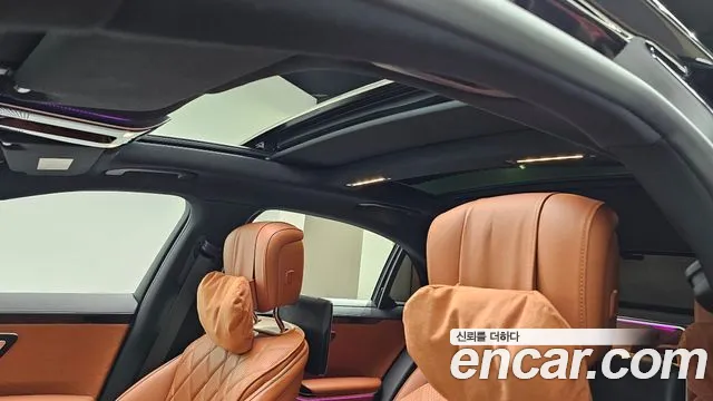 Mercedes-Benz S-Class 2023 thumb 6