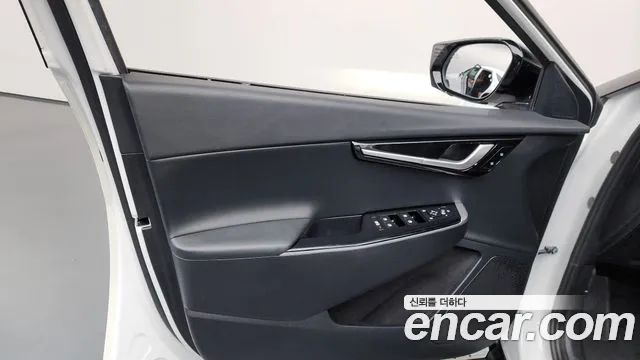 Kia EV6 2022 thumb 11