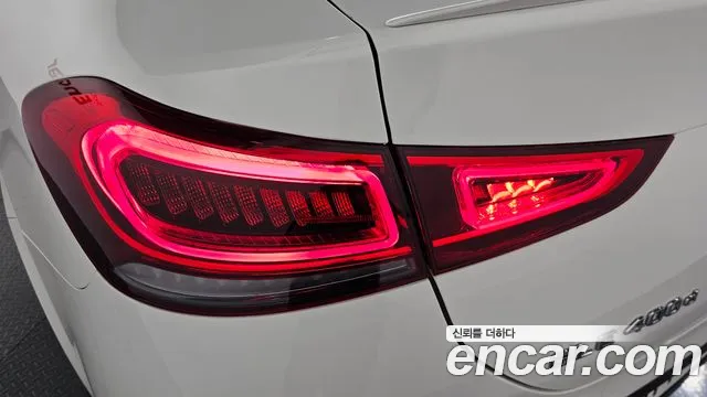 Mercedes-Benz E-Класс 2023 thumb 2