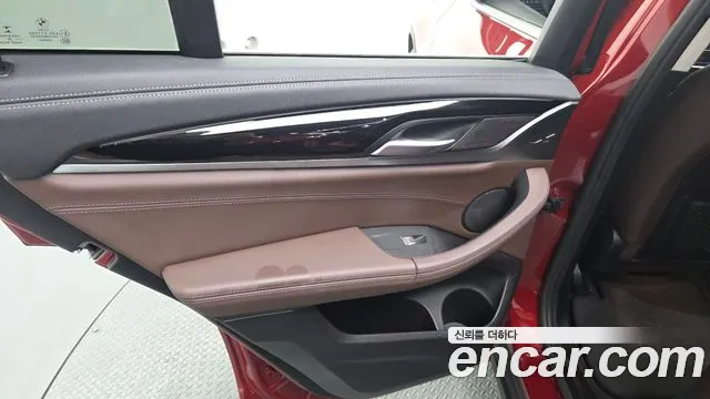 BMW X4 2020 thumb 11