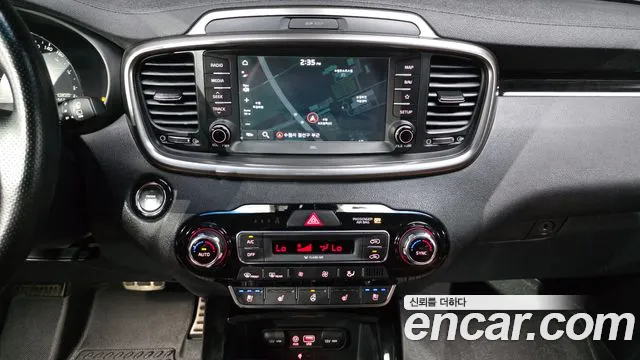 Kia Sorento 2019 thumb 6