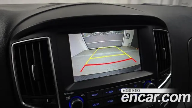 Hyundai Staria 2020 thumb 6