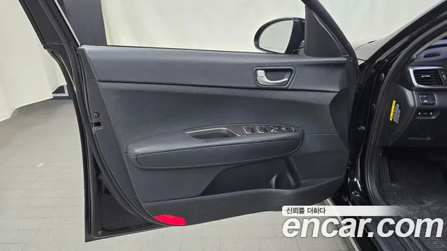 Kia K5 2019 thumb 11