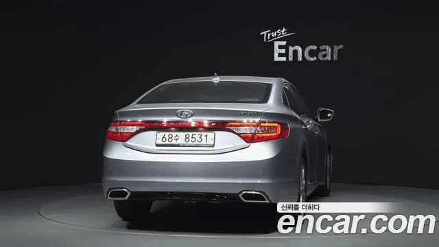 Hyundai Grandeur 2014 thumb 12