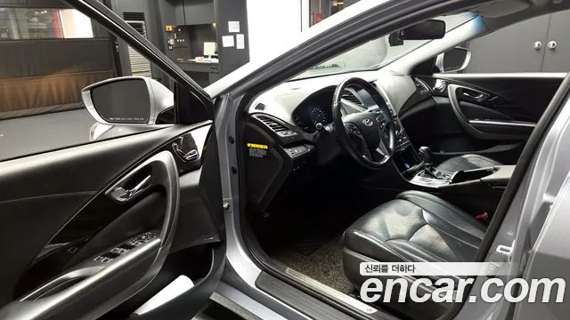 Hyundai Grandeur 2014 thumb 4
