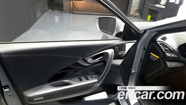 Hyundai Grandeur 2014 thumb 9