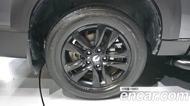 KGM Rexton 2021 thumb 11