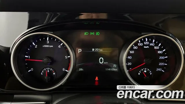 Kia Carnival 2020 thumb 4