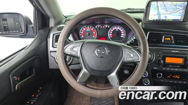 KGM Korando 2016 thumb 5