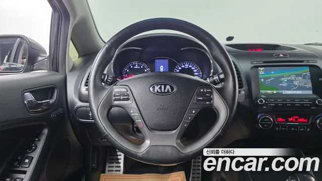 Kia K3 2012 thumb 4
