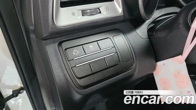 KGM Tivoli 2016 thumb 10