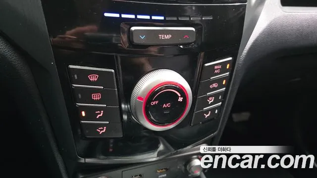 KGM TIBOLI 2018 thumb 7