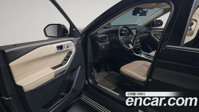 Ford Explorer 2020 thumb 11
