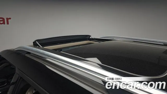 Ford Explorer 2020 thumb 3